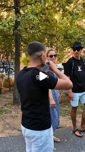 Video Instagram · Built Different