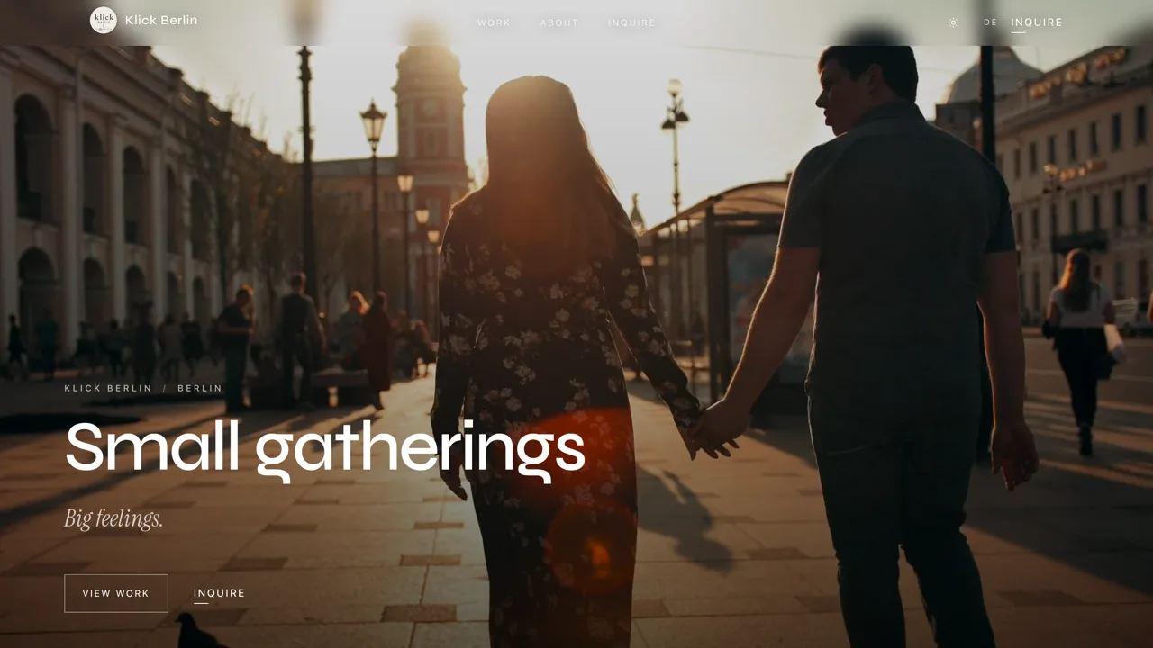 Klick Berlin photography website landing page with a couple walking in evening light